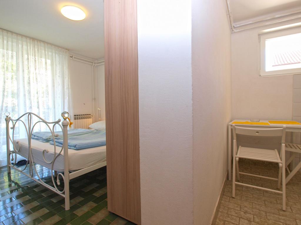 Apartments Zorka 1421 Pjescana Uvala Luaran gambar