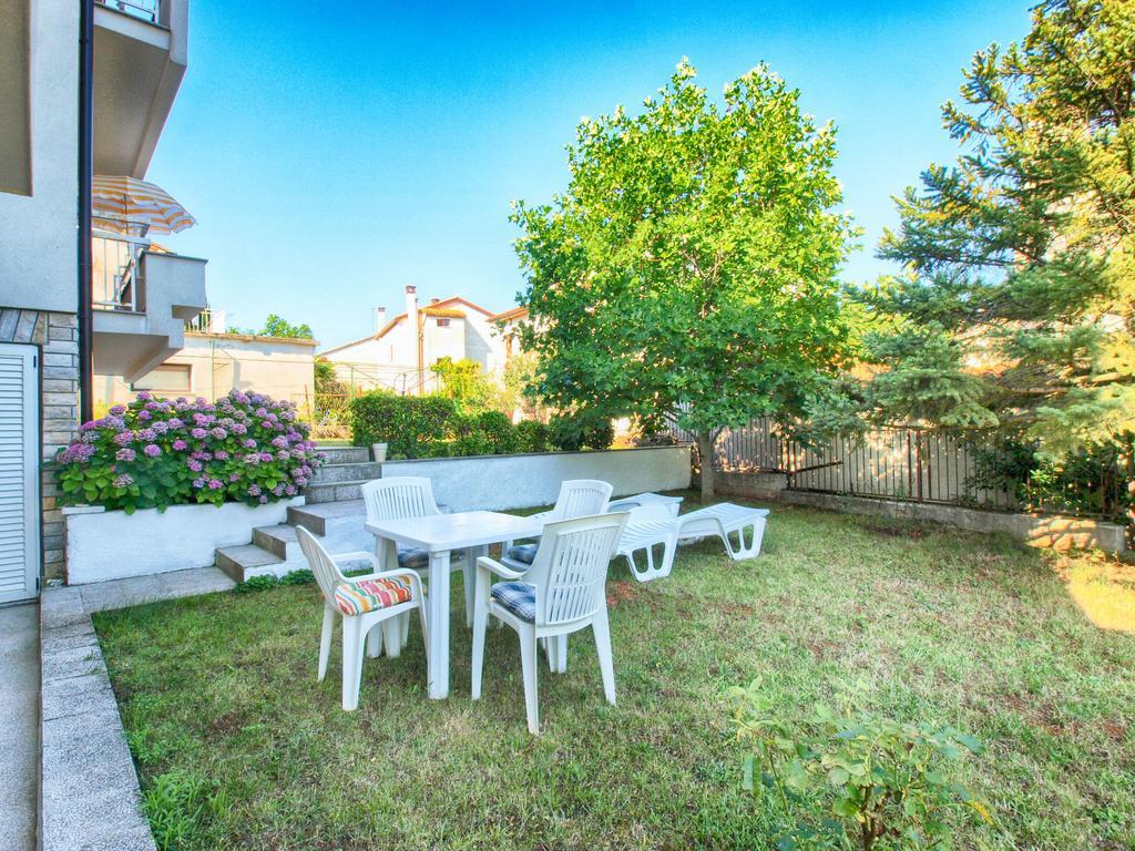 Apartments Zorka 1421 Pjescana Uvala Luaran gambar