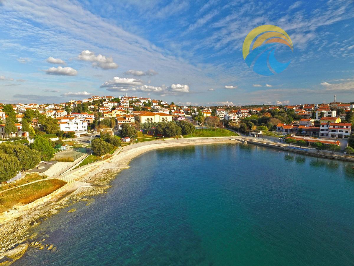 Apartments Zorka 1421 Pjescana Uvala Luaran gambar